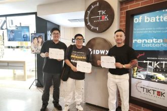 deGadai Gandeng IDWX dan TikTok Watch Repairs