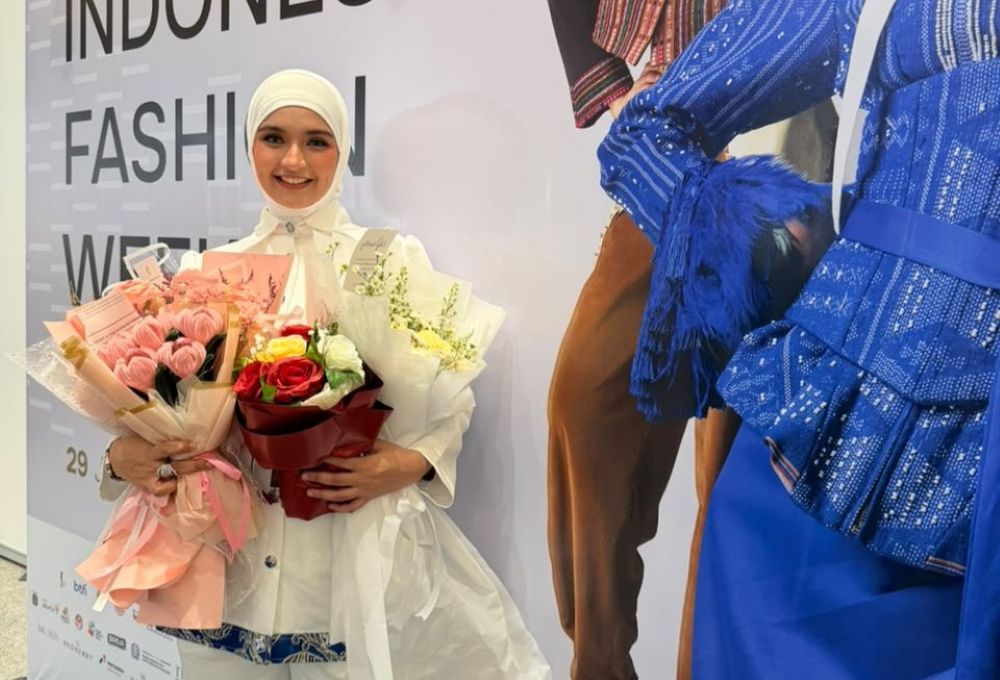 Fathimah Alatas Angkat Tema Moving On, Tampilkan Batik Gong Si Bolong di Indonesia Fashion Week 2026