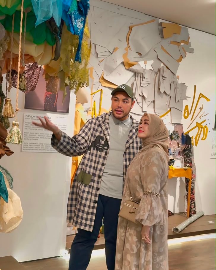 "Nusanova 2.0: Sekar Jagat," an exhibition by renowned Indonesian designer Ivan Gunawan