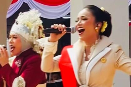 Krisdayanti dan Melly Goeslaw