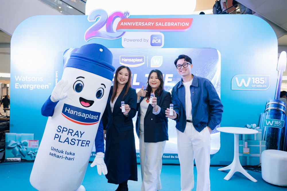 Hansaplast Hadirkan Inovasi Baru Perawatan Luka melalui Hansaplast Spray Plaster di Perayaan 20 Tahun Watsons di Indonesia