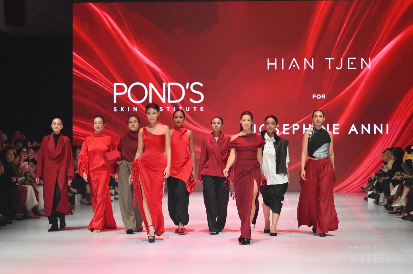 POND’S Age Miracle Runway